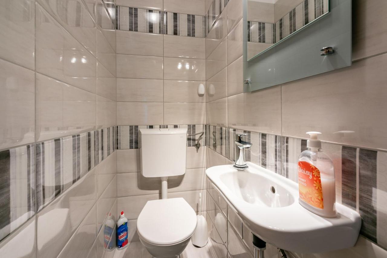 קריקווניצה Apartments Mirena מראה חיצוני תמונה